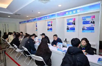 上海市人力資源社會保障局等七部門關于進一步加強本市重點產業領域技能人才培養試點工作的通知